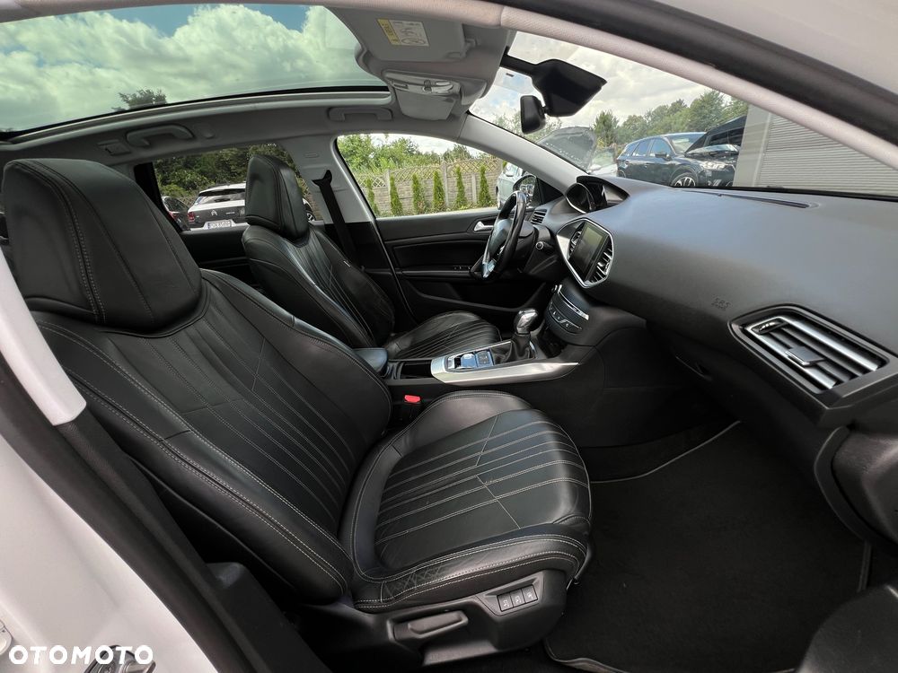 Peugeot 308 - 18