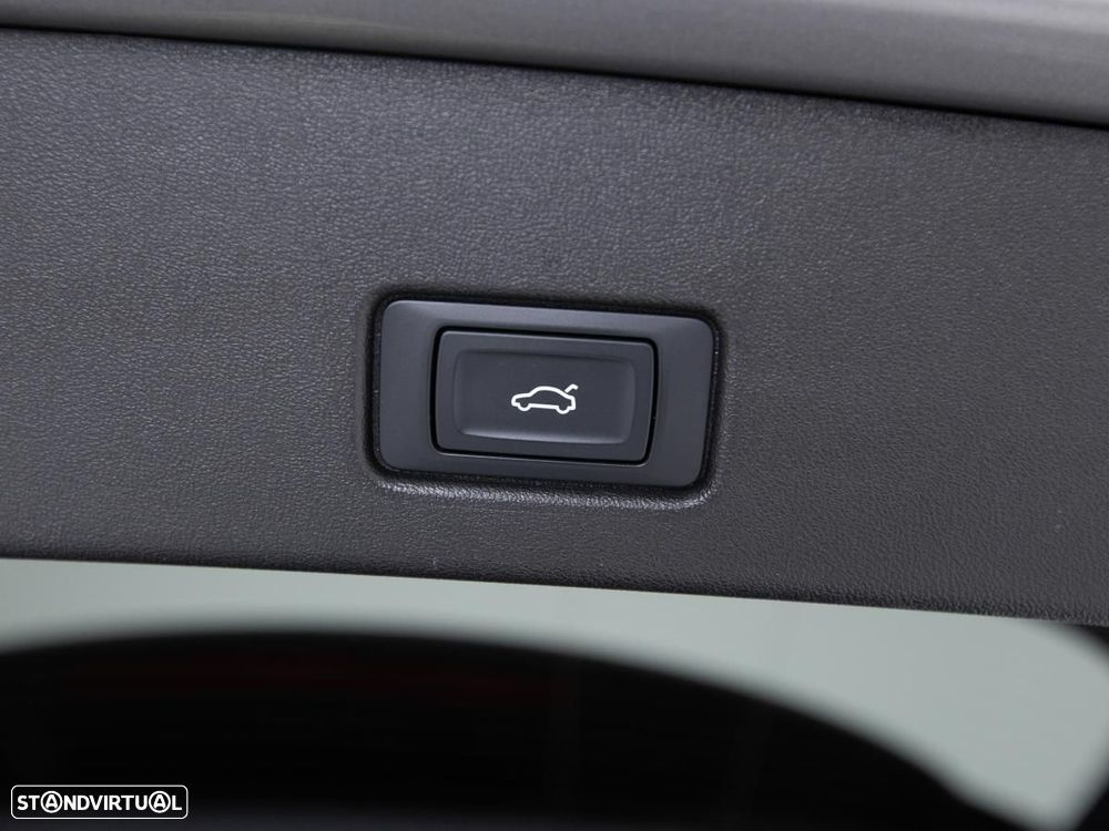Audi Q4 e-tron 40 82 kWH - 14