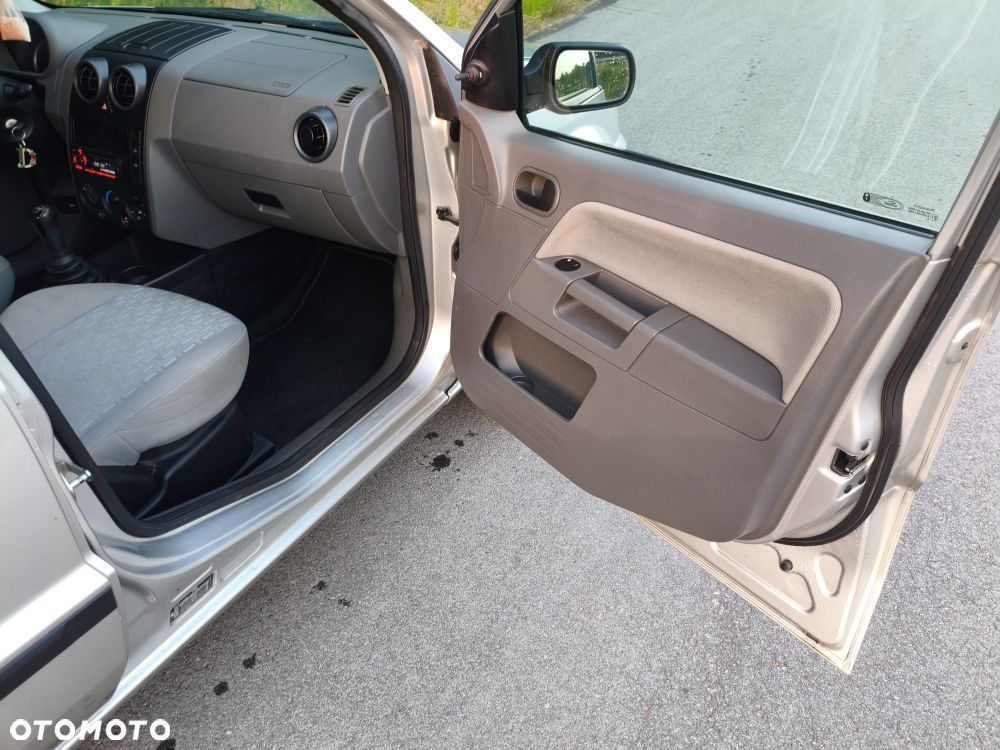 Ford Fusion 1.4 100 / FX - 12