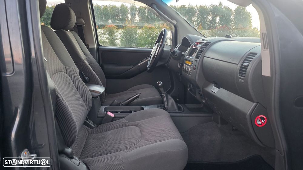 Nissan Navara 2.5 dCi CD SE Comf+C-C. - 13