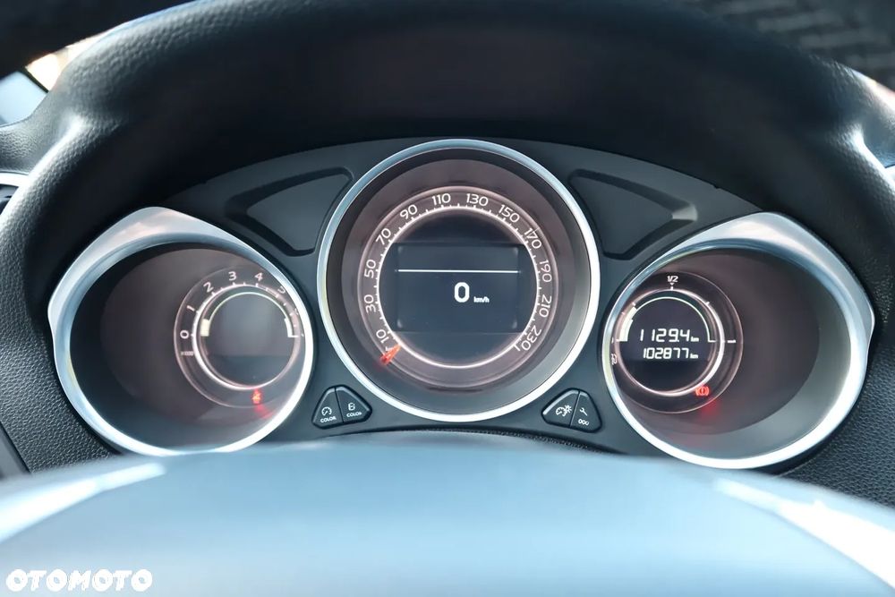 DS Automobiles DS 4 - 16