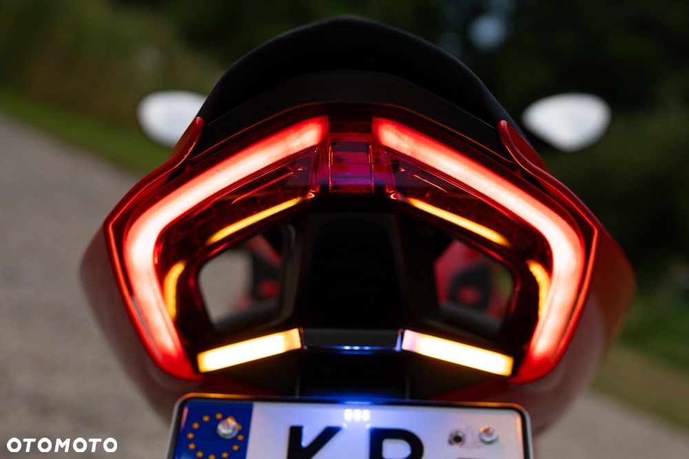 Ducati Panigale V2 - 5