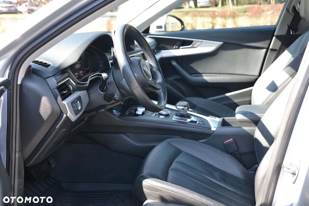Audi A4 Limousine - 18