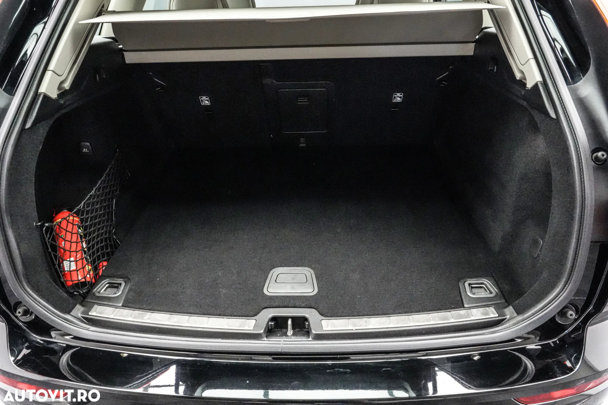 Volvo XC 60 D4 Momentum Pro - 31