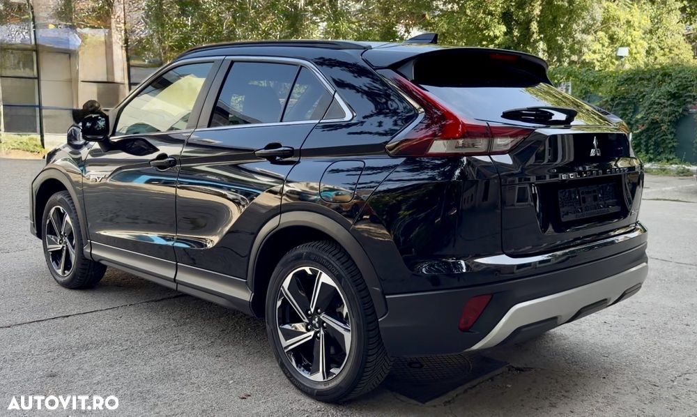 Mitsubishi Eclipse-Cross PHEV Intense+ Black - 10
