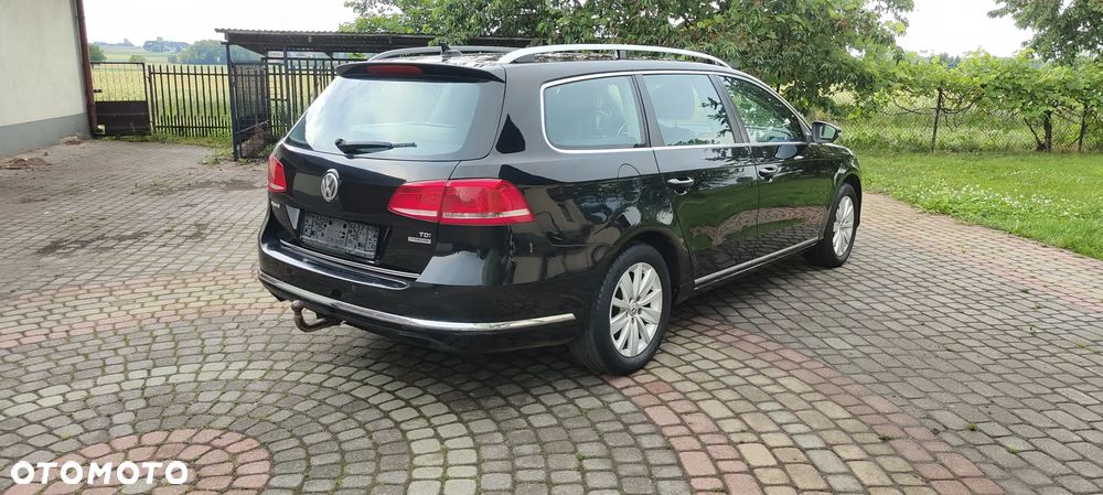 Volkswagen Passat 1.6 TDI Comfortline - 3