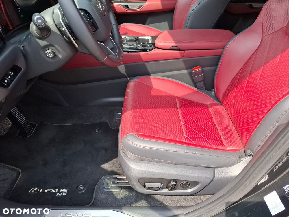 Lexus NX 350h Omotenashi AWD - 14