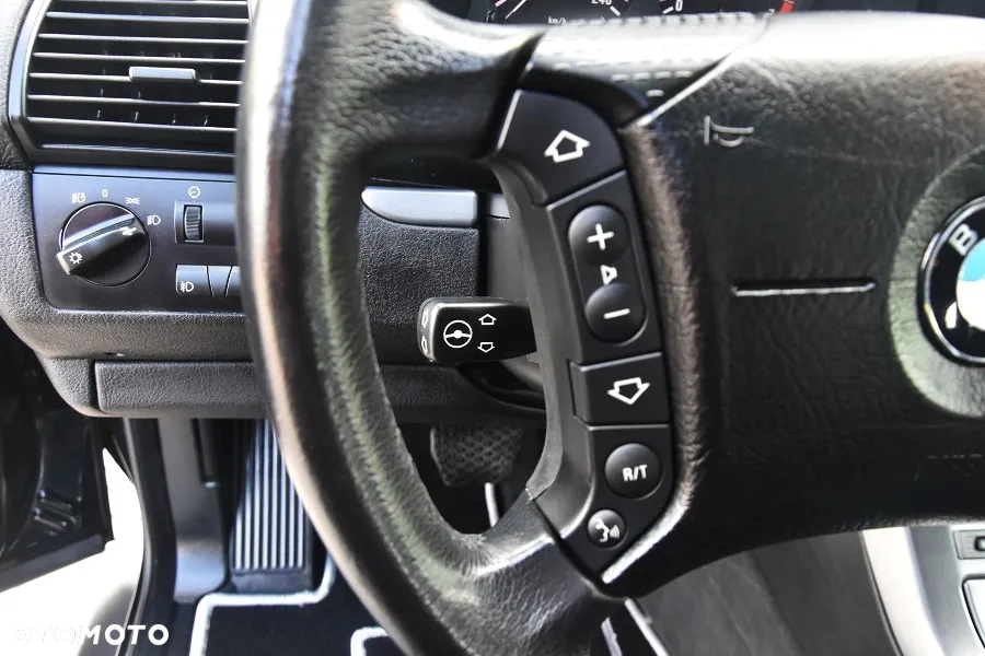 BMW X5 3.0 i - 15