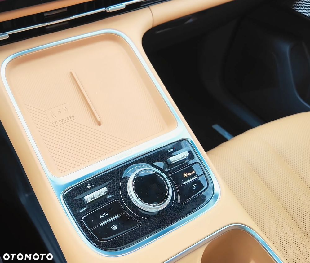 Geely Starray EM-i 1.5 PHEV Max - 10