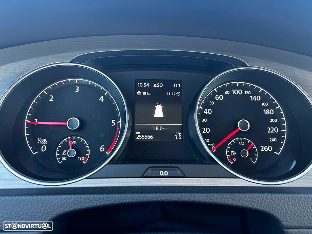 VW Golf Variant 1.6 TDi BlueMotion DSG Comfortline - 40