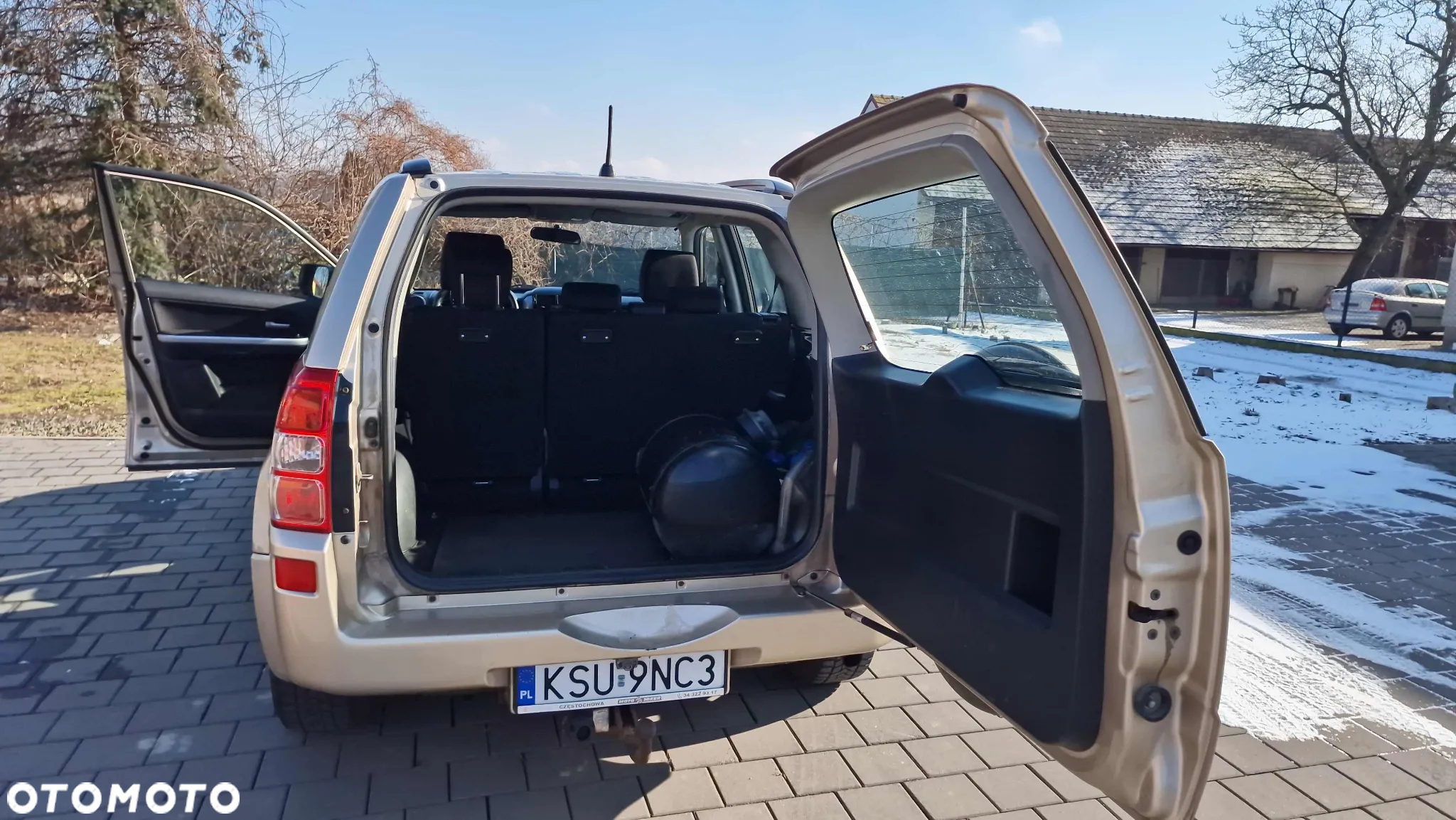Suzuki Grand Vitara 2.0 Comfort - 15