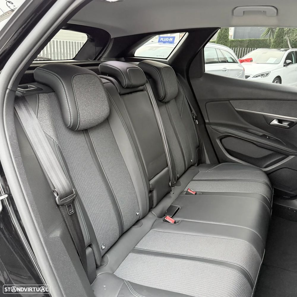 Peugeot 3008 1.5 BlueHDi Allure EAT8 - 16