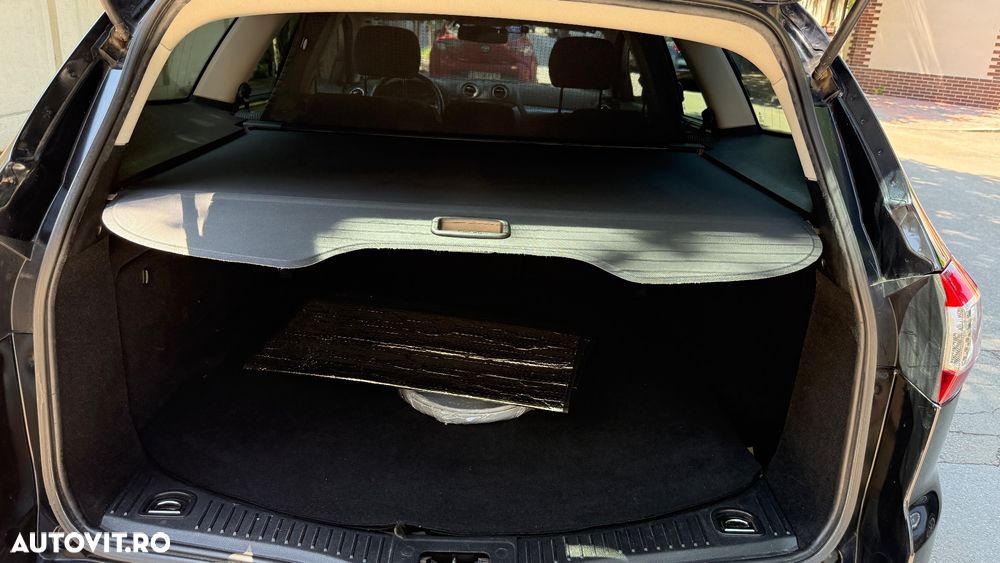 Ford Mondeo 2.0 TDCI Titanium - 12