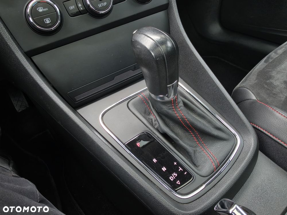 Seat Leon 2.0 TDI DPF Start&Stop DSG FR - 29