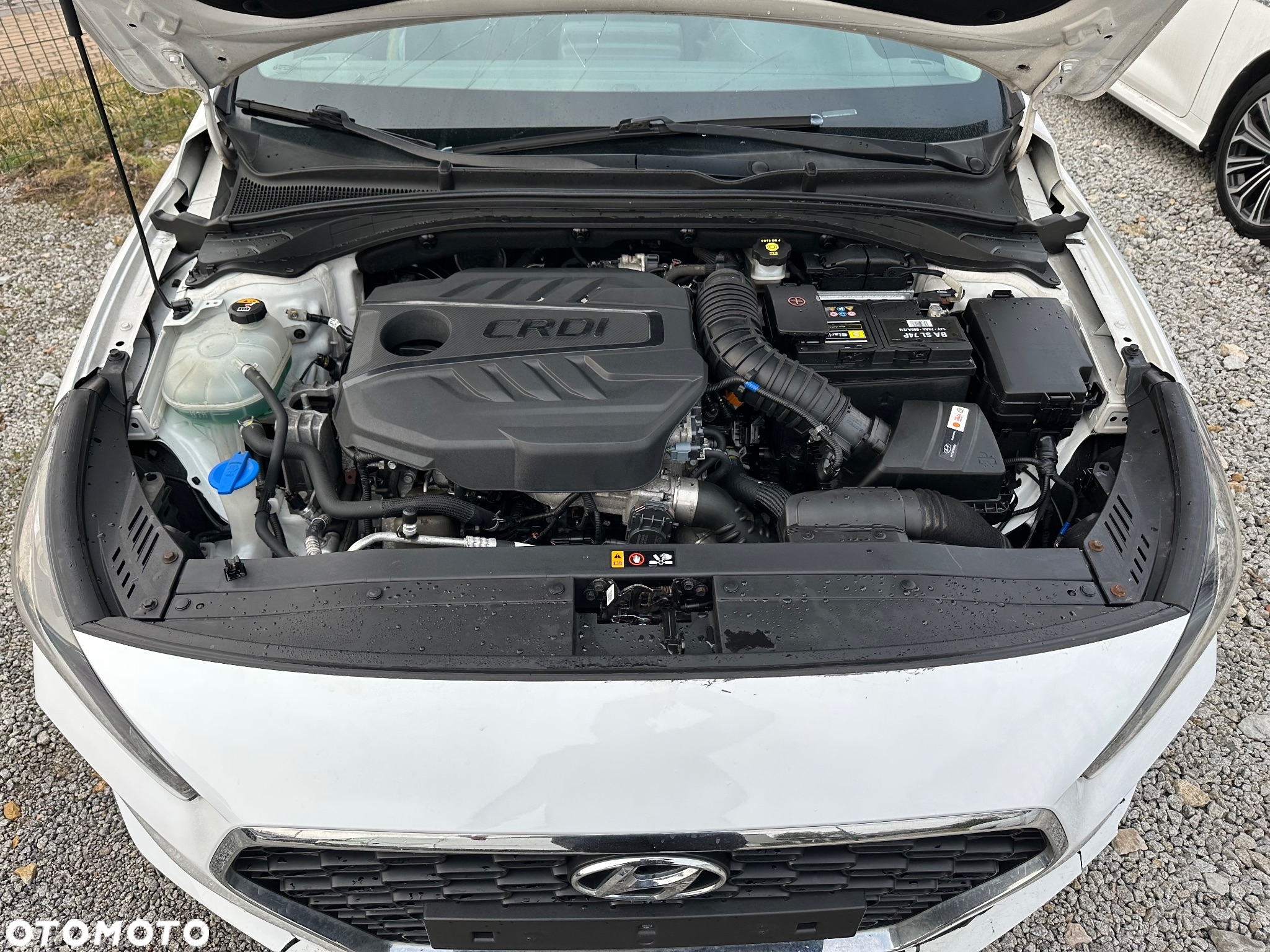 Hyundai i30 Fastback 1.6 CRDI Premium - 14