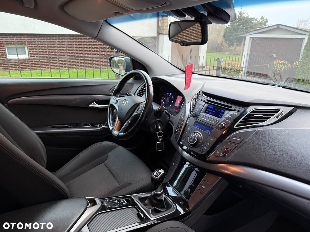 Hyundai i40 Kombi 1.7 CRDi Style - 16