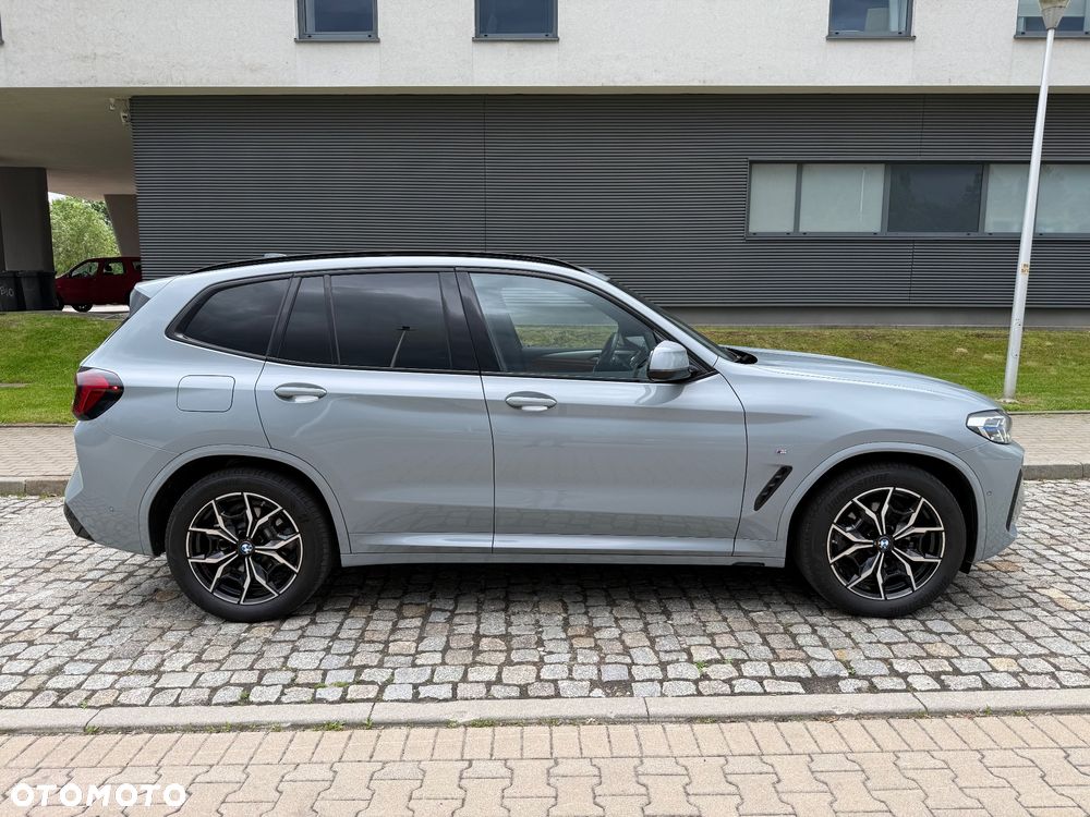 BMW X3 xDrive20d M Sport Edition - 4