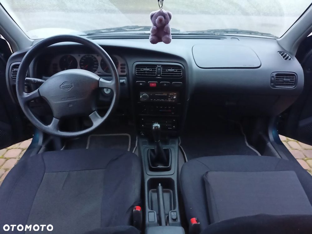 Nissan Primera - 21