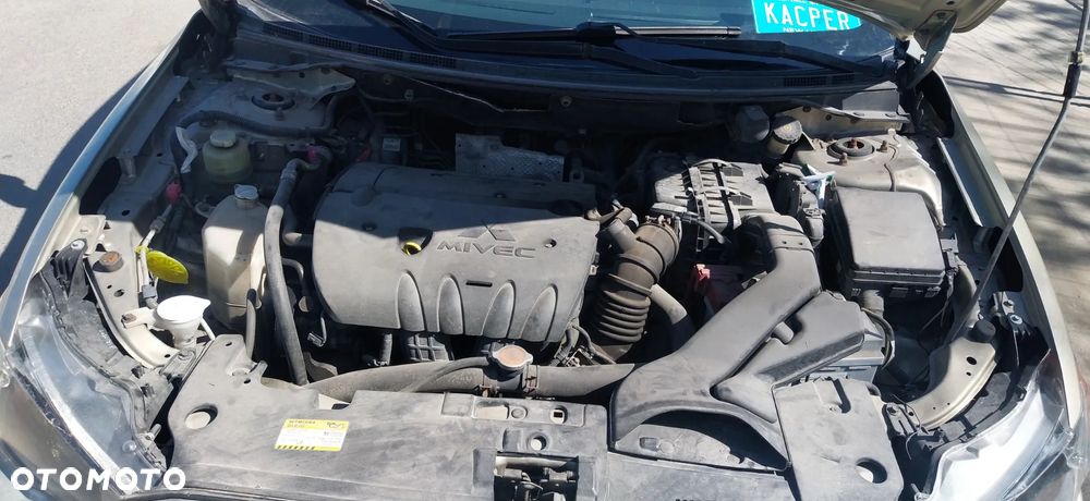 Mitsubishi Lancer 1.8 Invite - 9