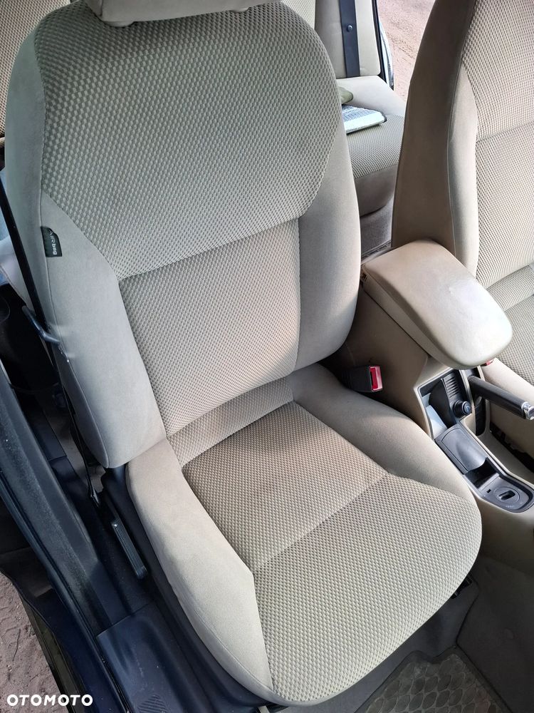 Fiat Croma 1.9 JTD Active - 10