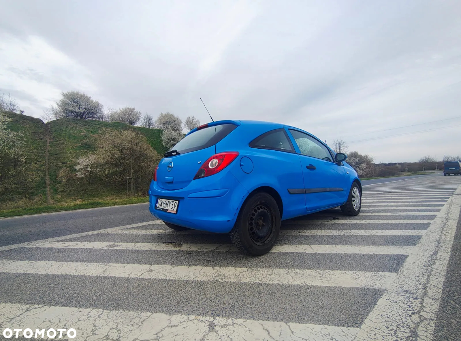 Opel Corsa 1.2 16V Catch me - 11