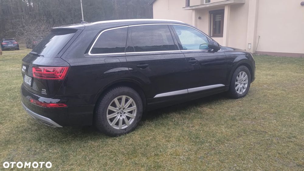 Audi Q7 - 7