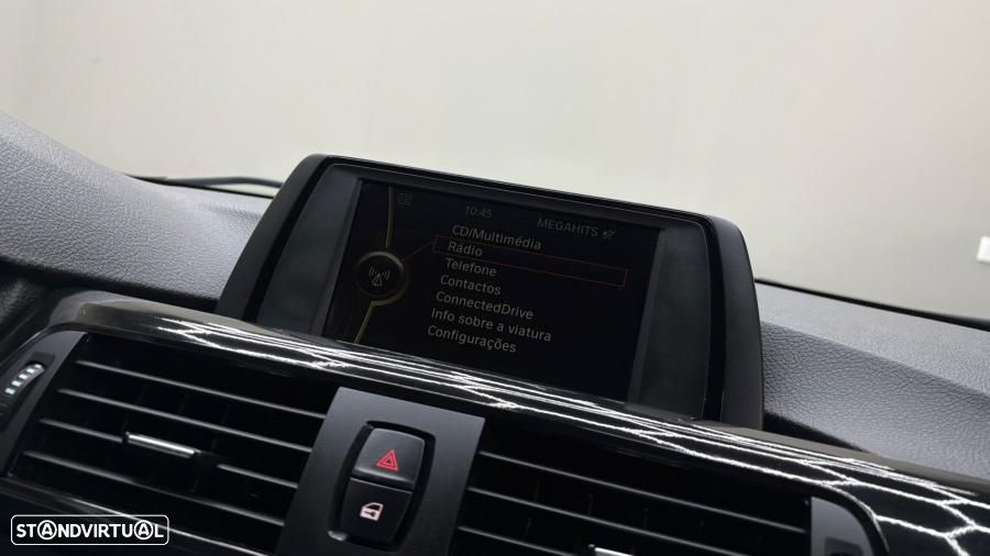 BMW 318 d xDrive Line Sport - 16