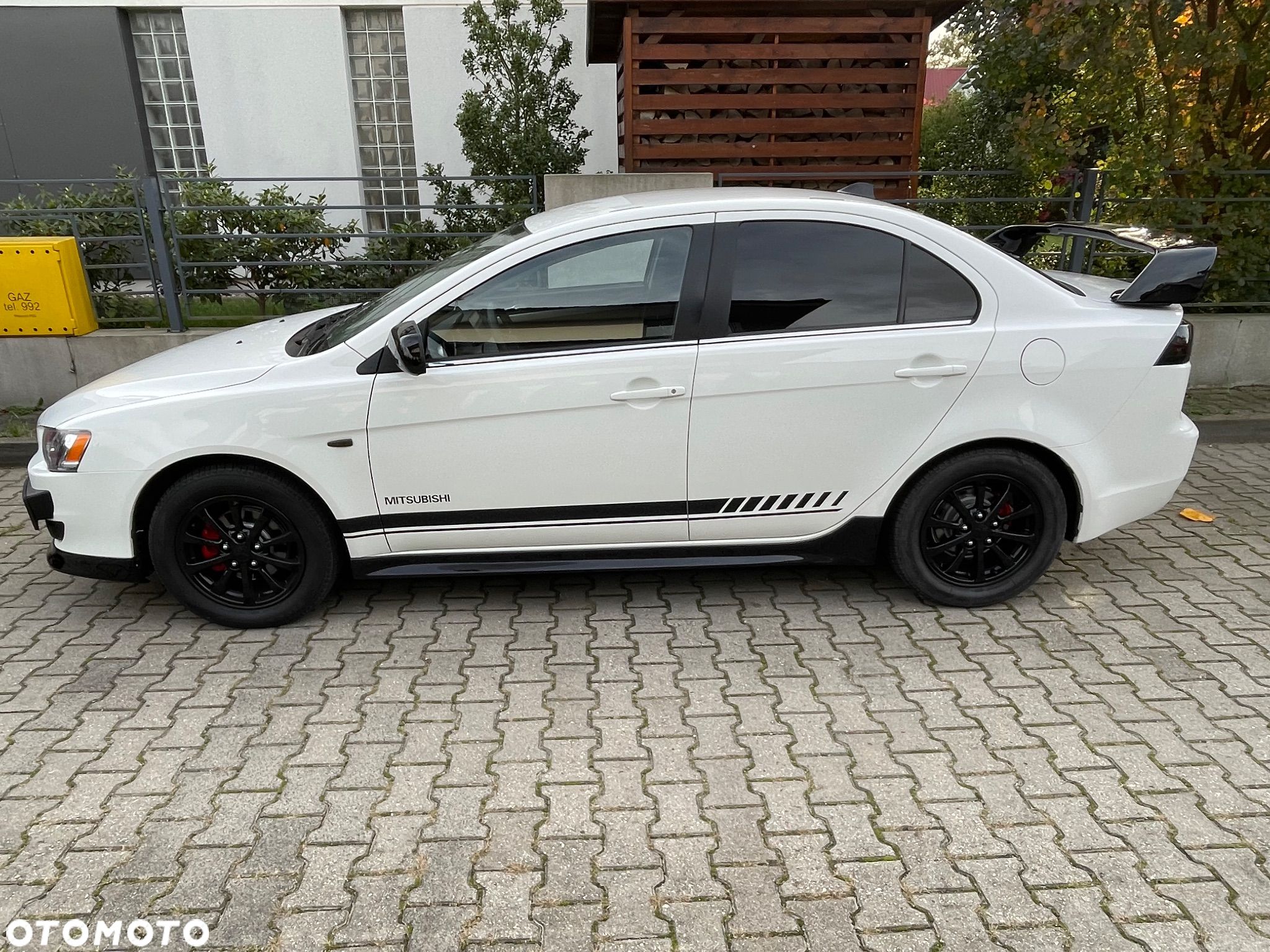 Mitsubishi Lancer 1.8 Invite - 1