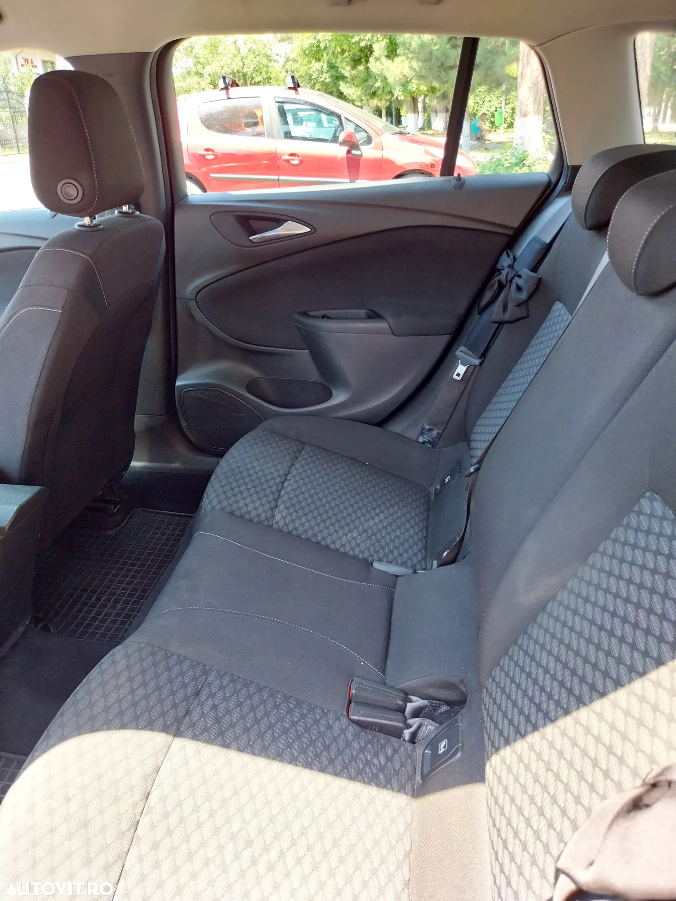 Opel Astra 1.6 D (CDTI DPF ecoFLEX) Start/Stop Edition - 7