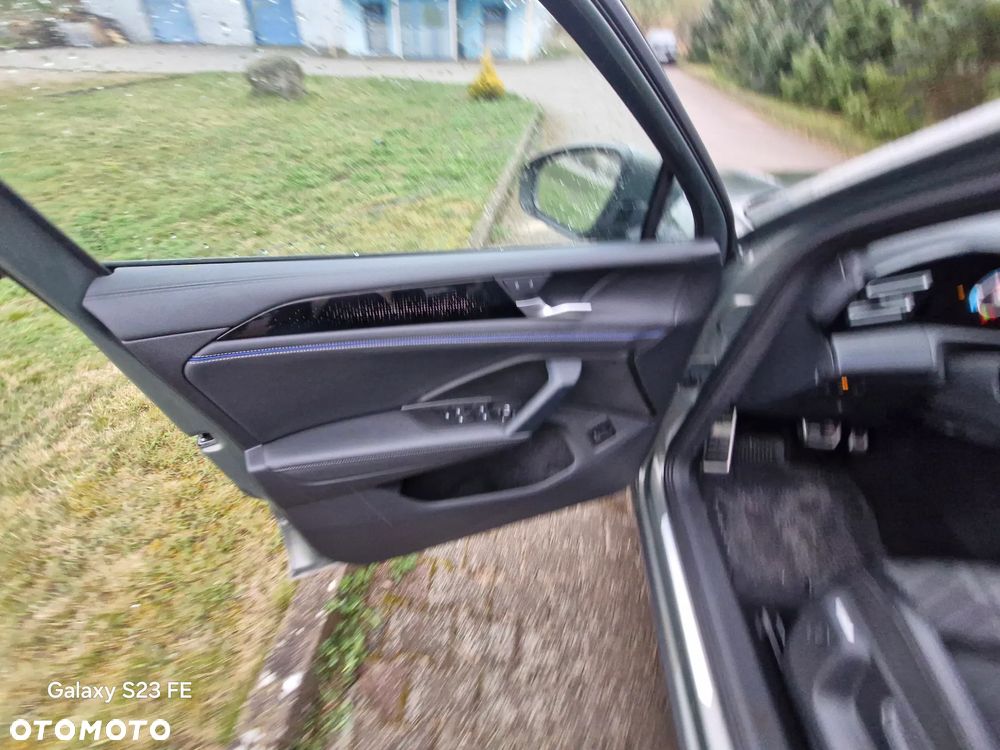 Volkswagen Tiguan 2.0 TDI SCR DSG R-Line - 11