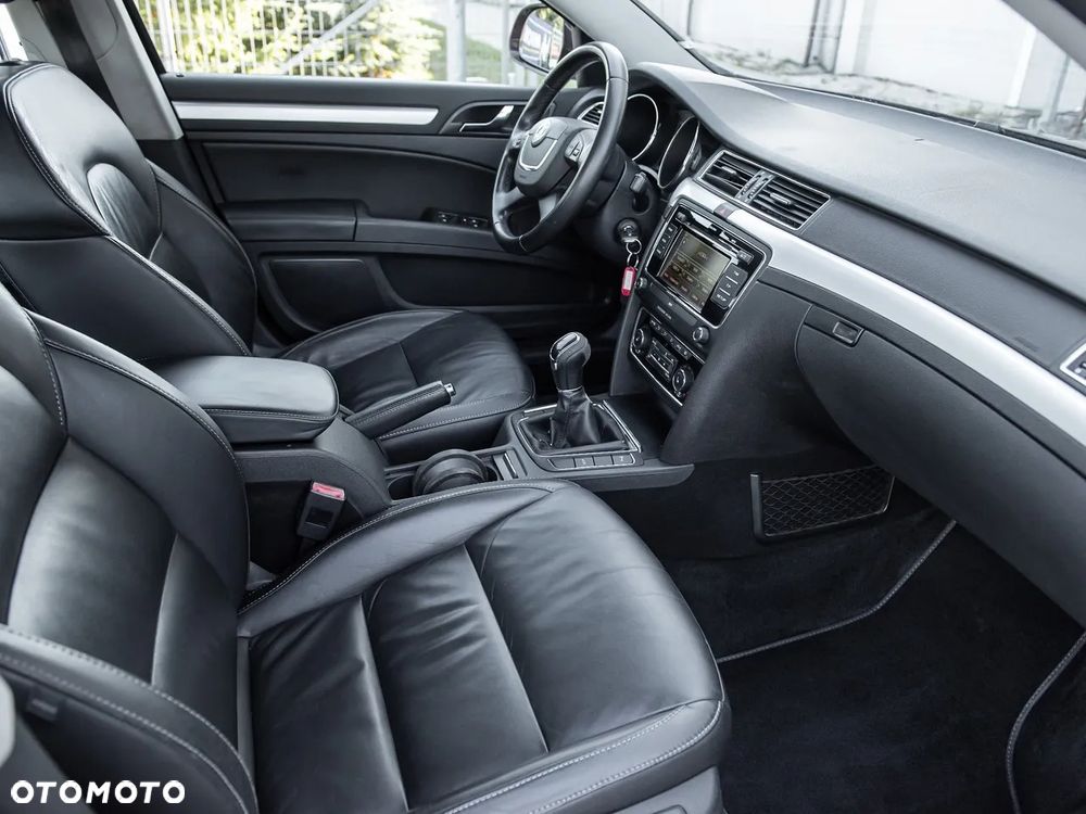 Skoda Superb - 32