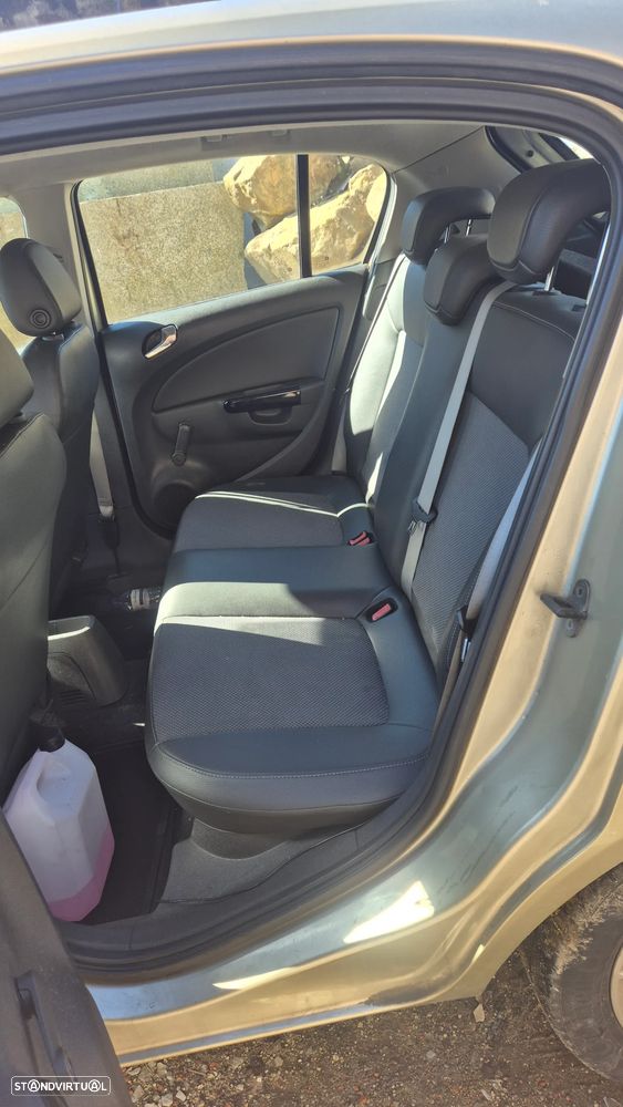 Opel Corsa 1.2 Cosmo 111 - 7