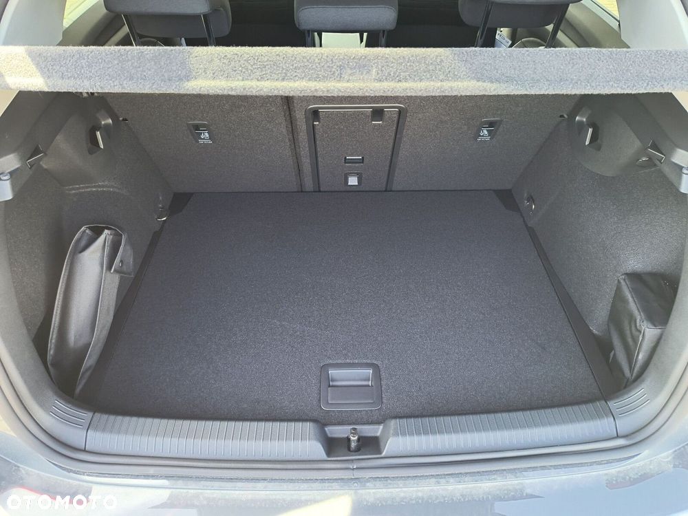 Volkswagen Golf - 19