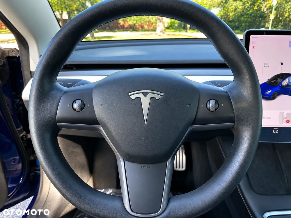 Tesla Model 3 Langstreckenbatterie Allradantrieb Dual Motor Performance - 13