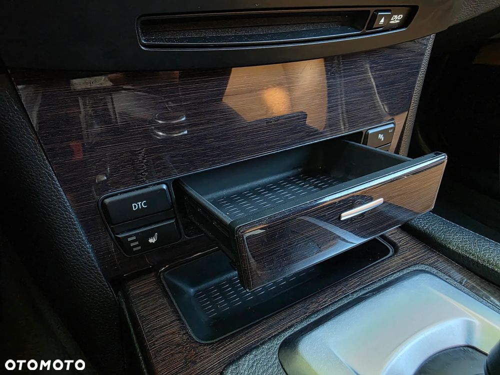 BMW Seria 5 535d - 27