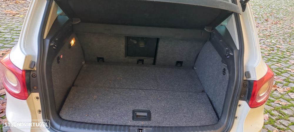 VW Tiguan 1.4 TSI Sport 4Motion - 19