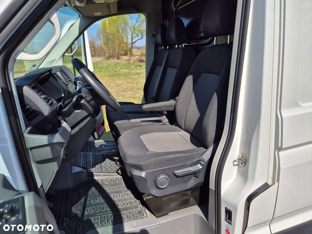 Volkswagen Crafter - 21