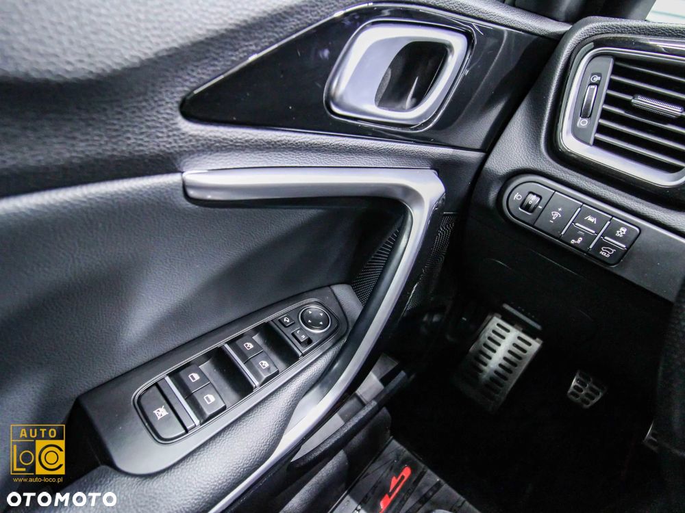 Kia ProCeed 1.5 T-GDI GT Line - 35