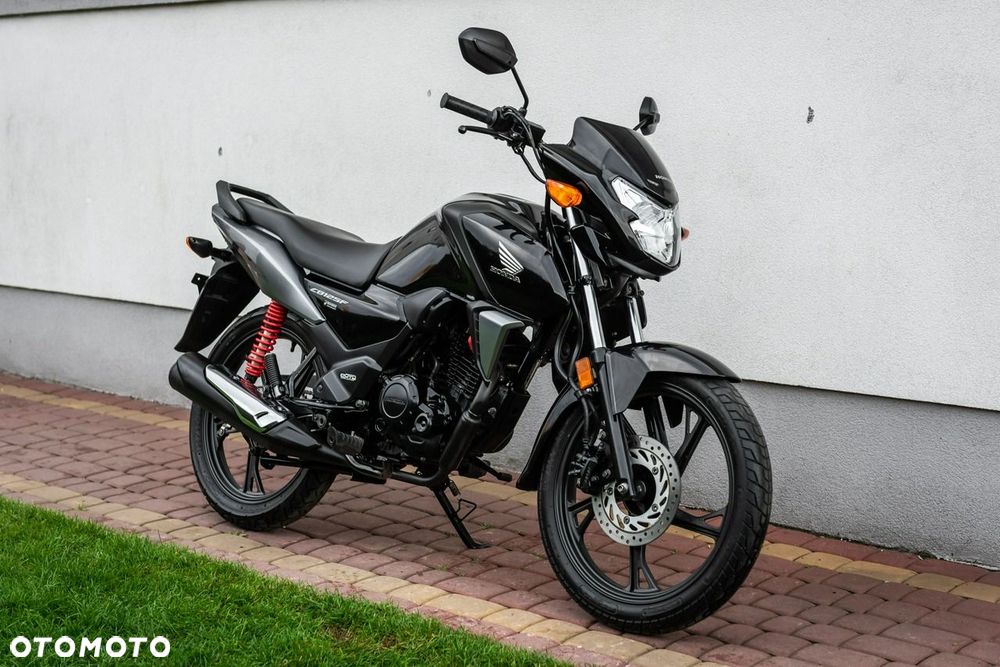 Honda CB - 1