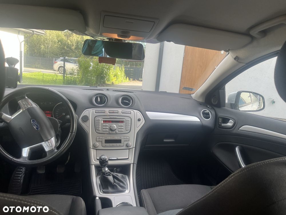 Ford Mondeo - 7