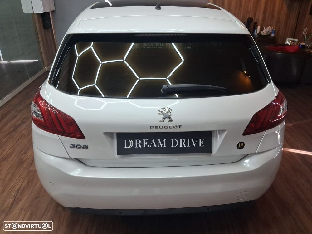 Peugeot 308 - 9