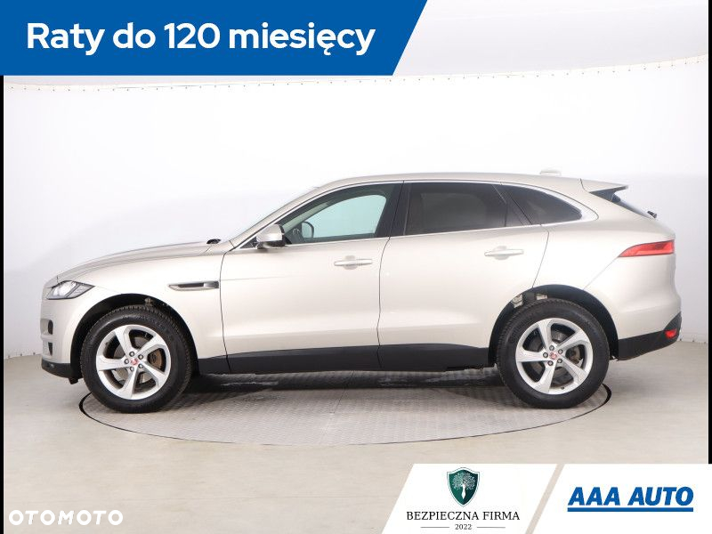Jaguar F-Pace - 3