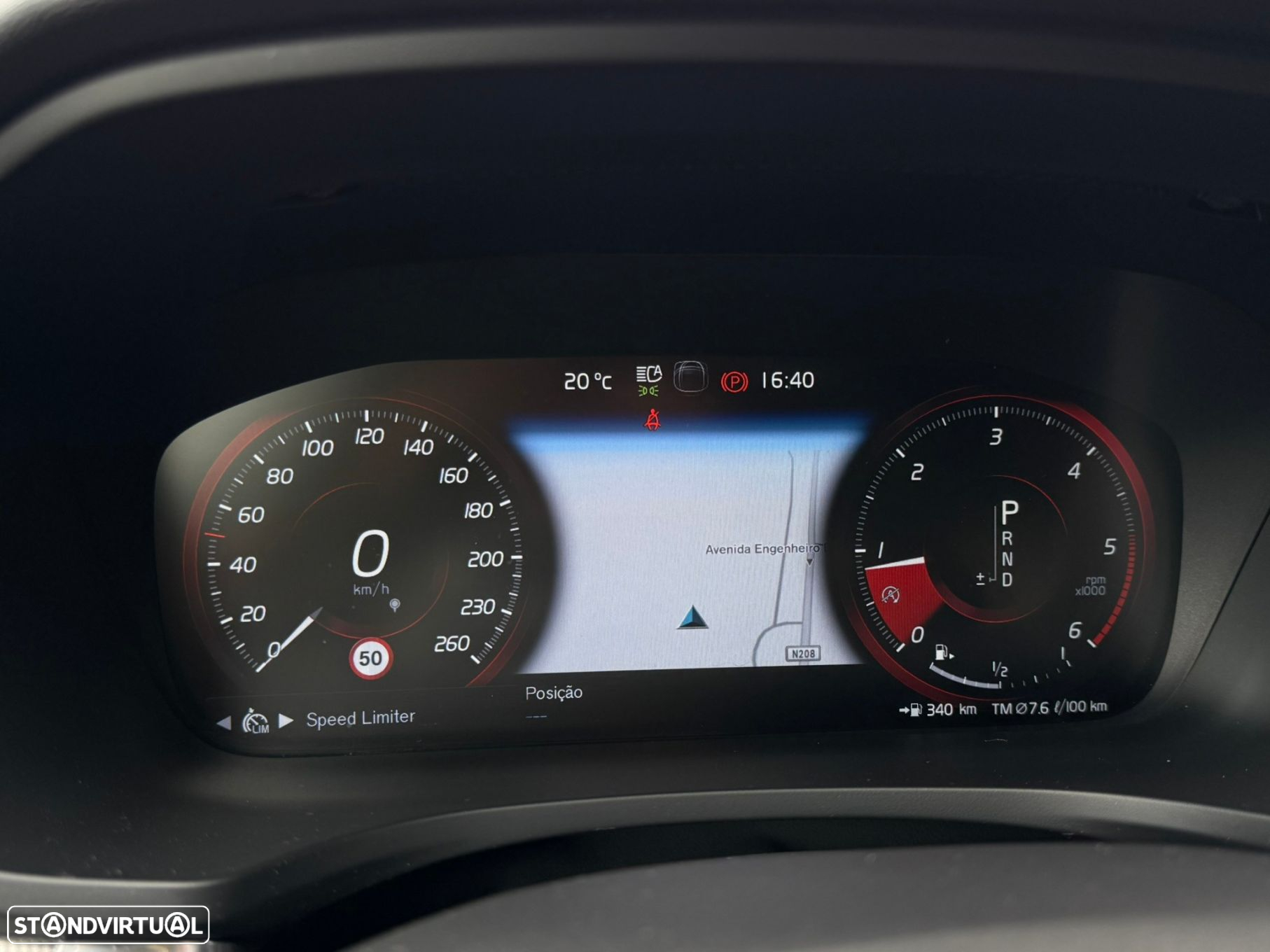 Volvo V60 2.0 D3 R-Design Geartronic - 28