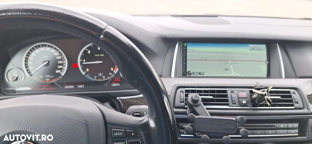 BMW Seria 5 520d Touring Aut. Luxury Line - 18