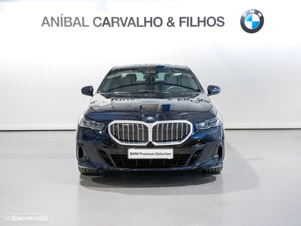 BMW 530 e Pack Desportivo M - 3