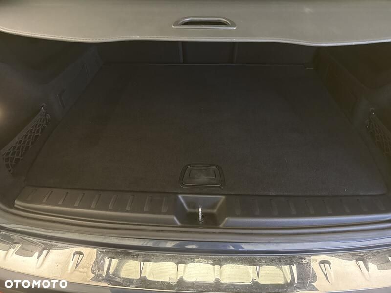 Mercedes-Benz GLB 200 7G-DCT - 22