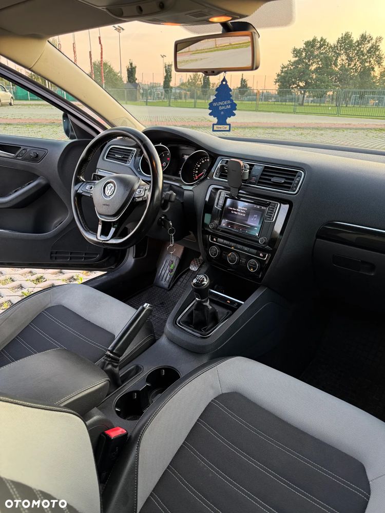 Volkswagen Jetta 1.4 TSI BMT Highline - 19