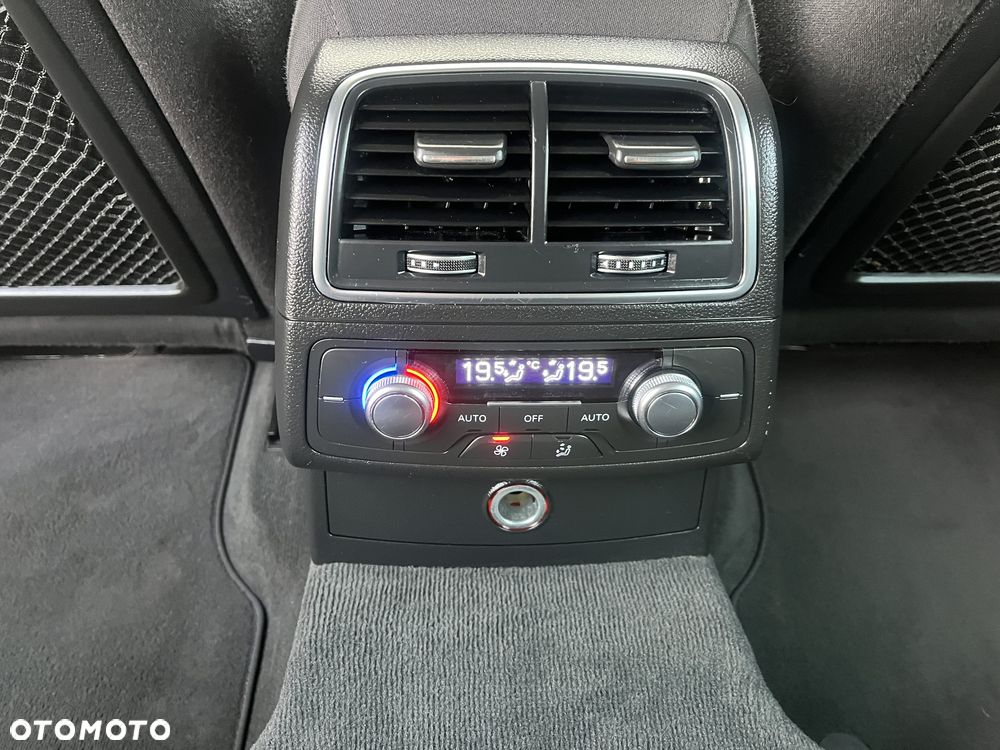 Audi A6 Avant 2.0 TDI Ultra DPF S tronic - 25