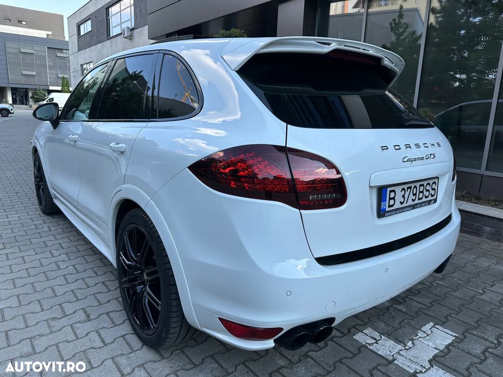Porsche Cayenne 4.8 GTS - 2