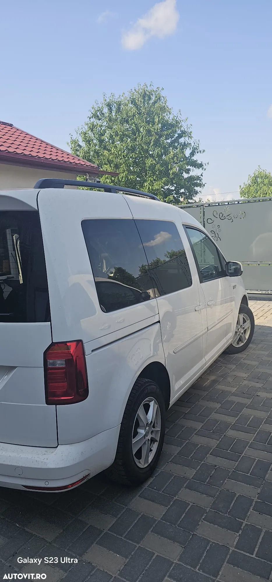 Volkswagen Caddy 2.0 TDI (5-Si.) Comfortline - 4